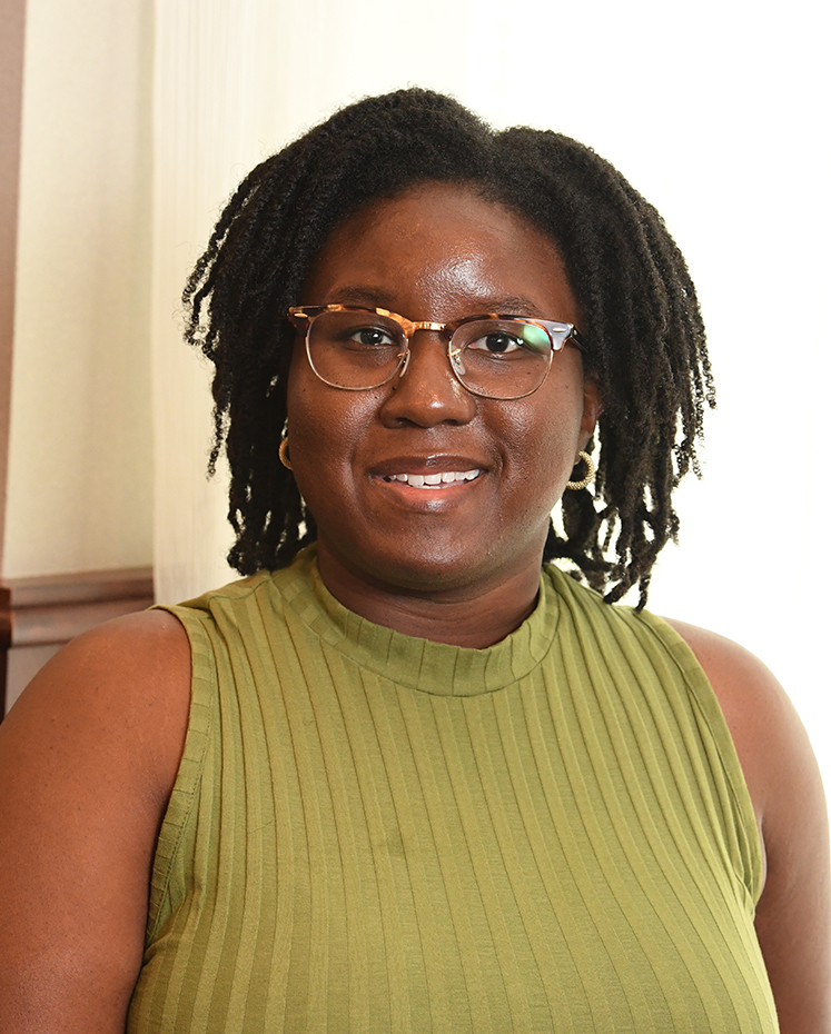 Headshot of Rashida Callender 