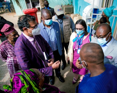 A young girl is at MSF’s cutaneous leishmaniasis treatment center with her uncle at Naseerullah Khan Babar memorial hospital, Peshawar. Nov. 1, 2020 Image by Nasir Ghafoor/Courtesy of MSF 