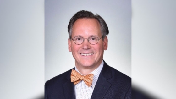 A headshot of a male faculty member.