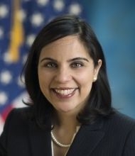 Alefiyah Mesiwala headshot